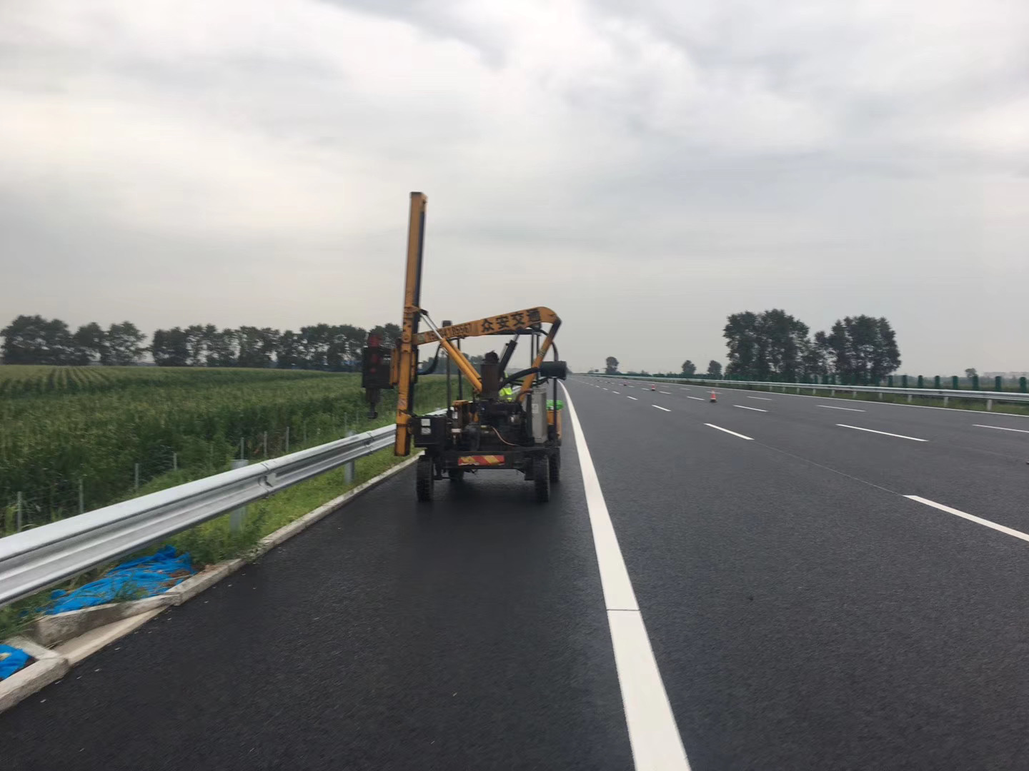 路宏交通设施案例图片